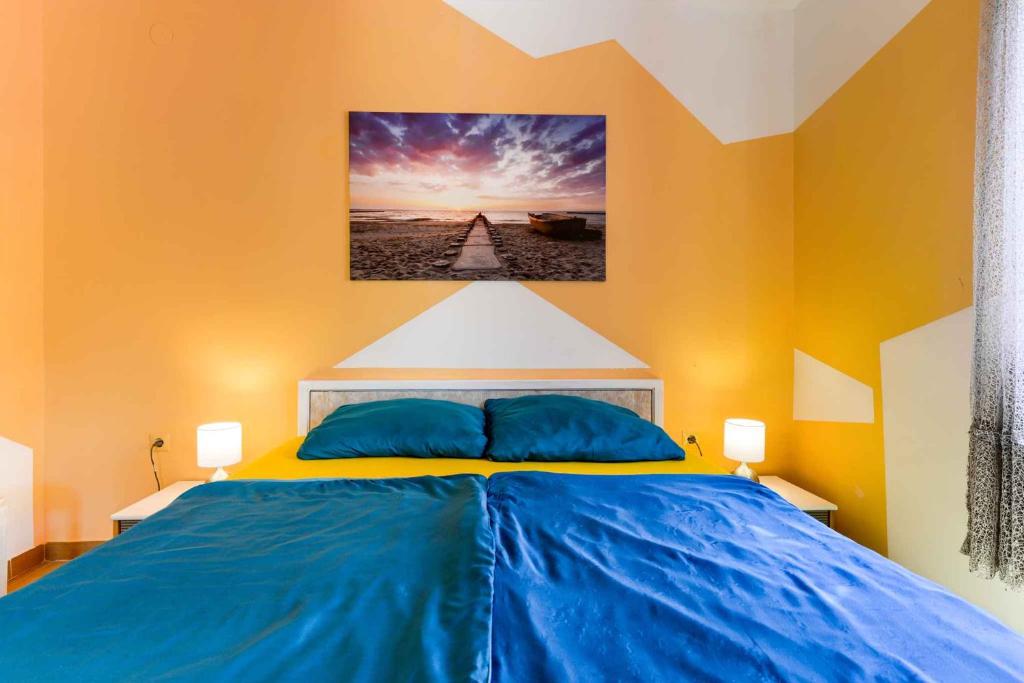 Łóżko lub łóżka w pokoju w obiekcie Apartments in Vir/Insel Vir 34750