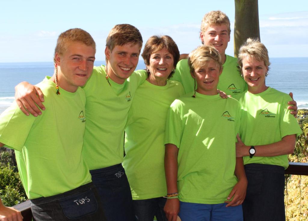 The Tops - Image 32