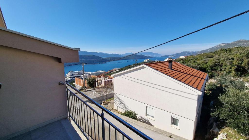 Apartments Glorija - Appartement Avec Balcon