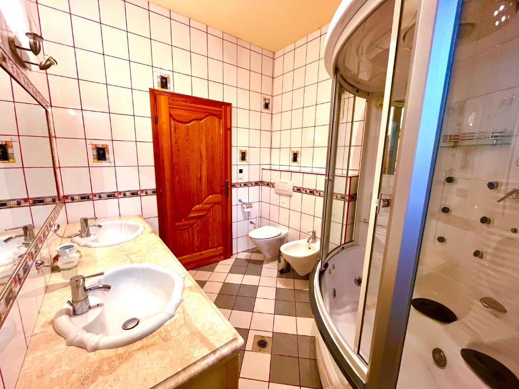 Zdjęcie z galerii obiektu Klára Villa w mieście Balatonboglár