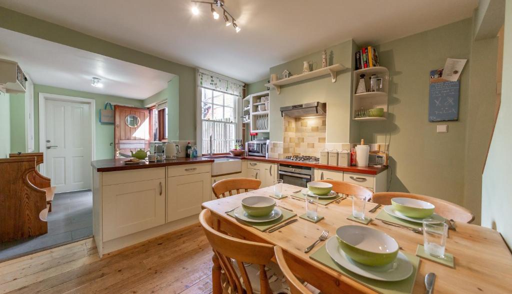 Palmer's Cottage 4