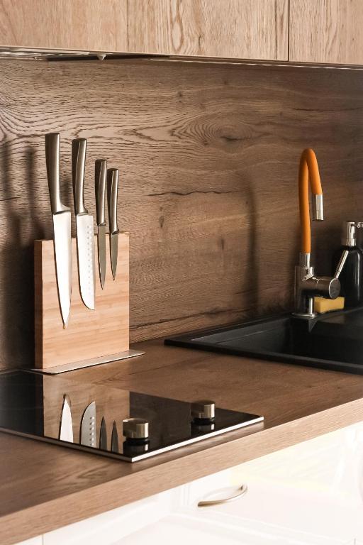 A kitchen or kitchenette at Ligeti Bástya Vendégház
