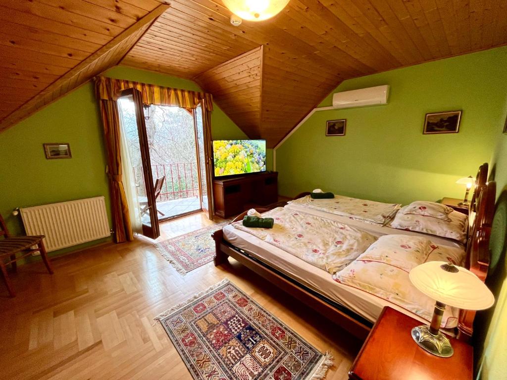 Zdjęcie z galerii obiektu Klára Villa w mieście Balatonboglár
