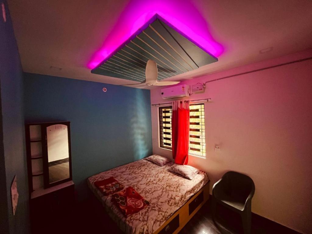 Chaitra Home Hampi - Quarto Duplo Padrão Com Banheiro Compartilhado