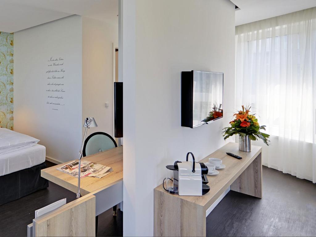 Grimm's Potsdamer Platz - Resim 22