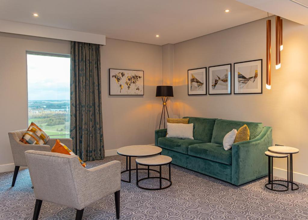 Hotel La Tour - Housity