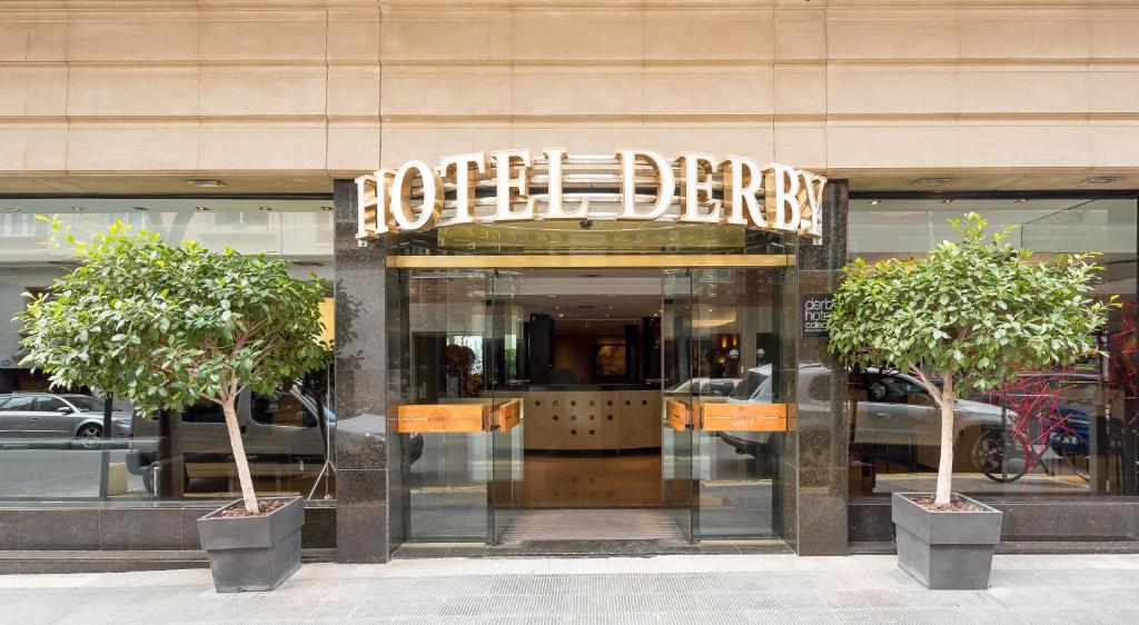 Exteriér alebo vchod do ubytovania Hotel Derby