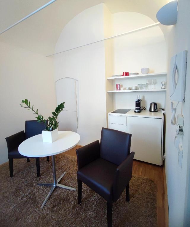 Köök või kööginurk majutusasutuses Hotel Am Domplatz - Adult Only