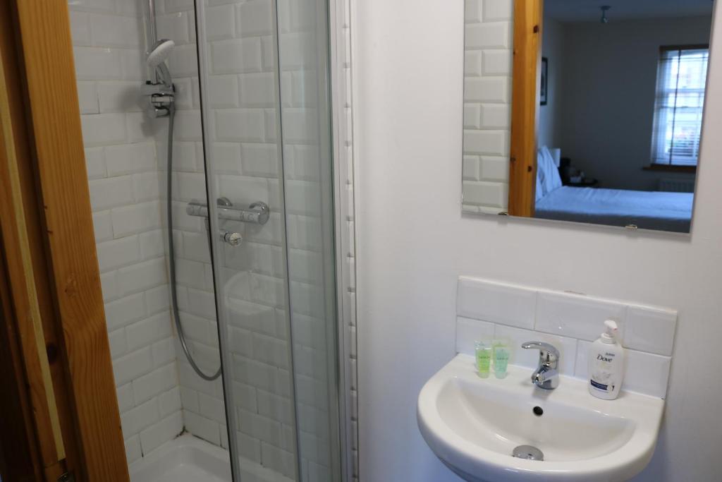 Lower Turks Head - Resim 23