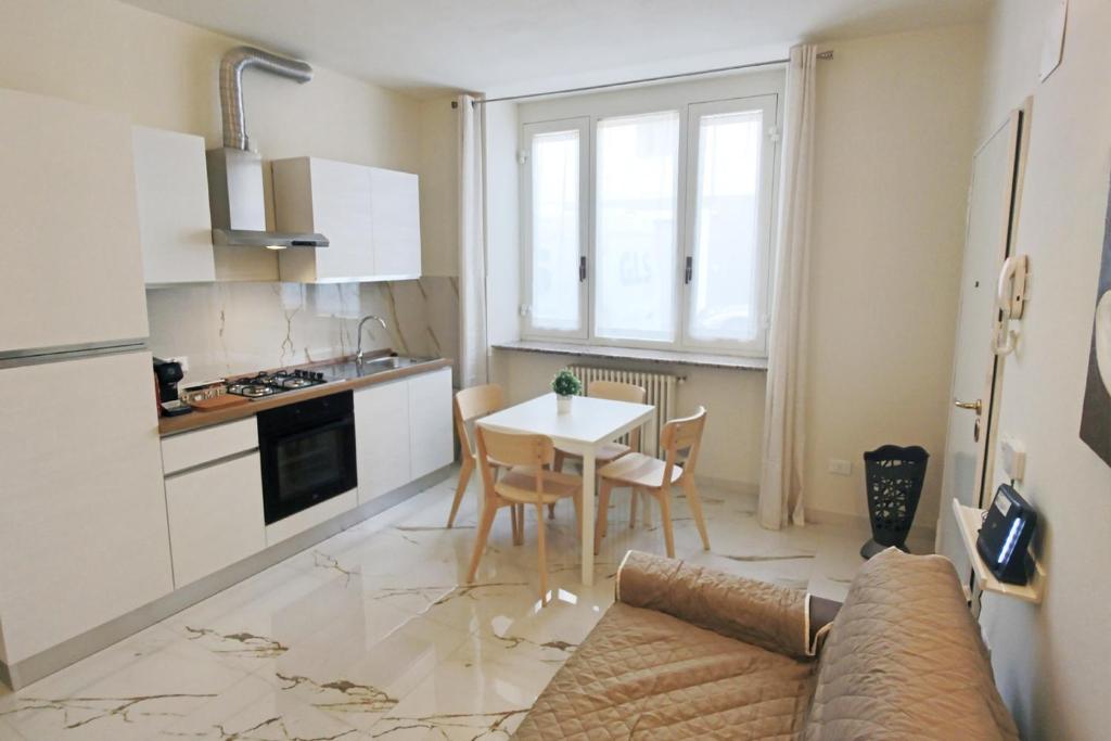 Η κουζίνα ή μικρή κουζίνα στο PL9 HOUSE