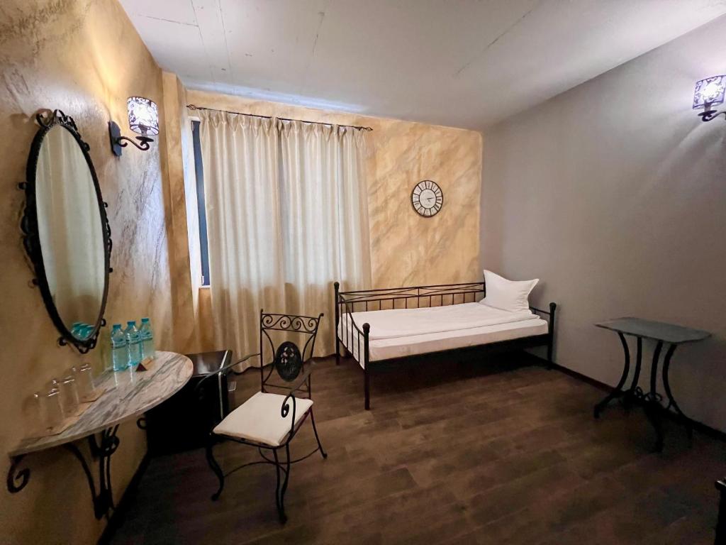 Хотел Антик - Habitación Triple De Lujo