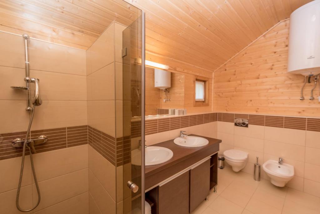 Petneházy Aparthotel - Resim 8