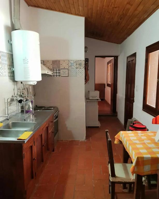 Kuchyň nebo kuchyňský kout v ubytování Villa Narcisa