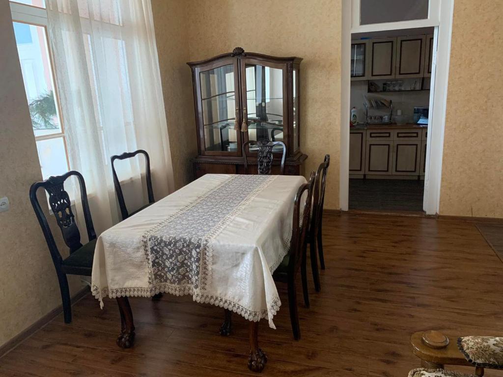 Fotografie z fotogalerie ubytování Villa Bodbe v destinaci Signagi