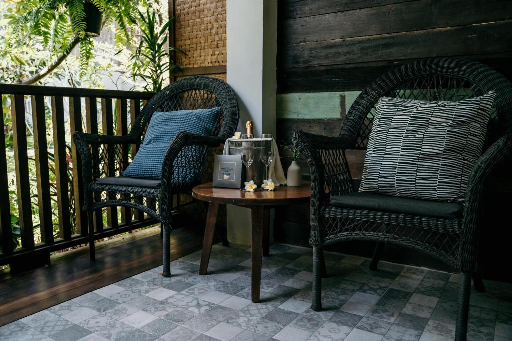 Sand in My Shoes Beach Loft - 9