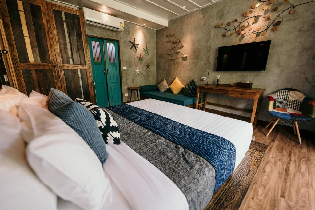 Sand in My Shoes Beach Loft - 4