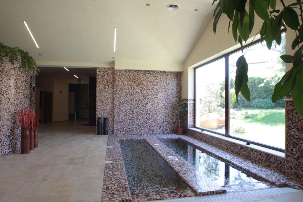 Bazén v ubytování Hotel Relais dei Normanni nebo v jeho okolí