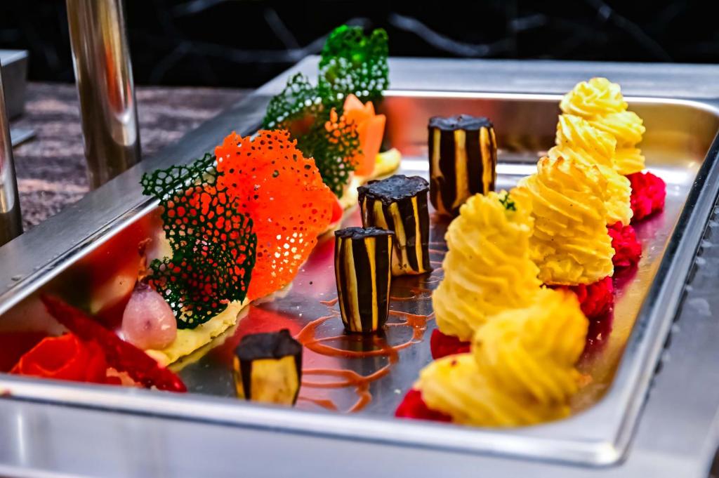 New Eagles Aqua Park Resort - 18