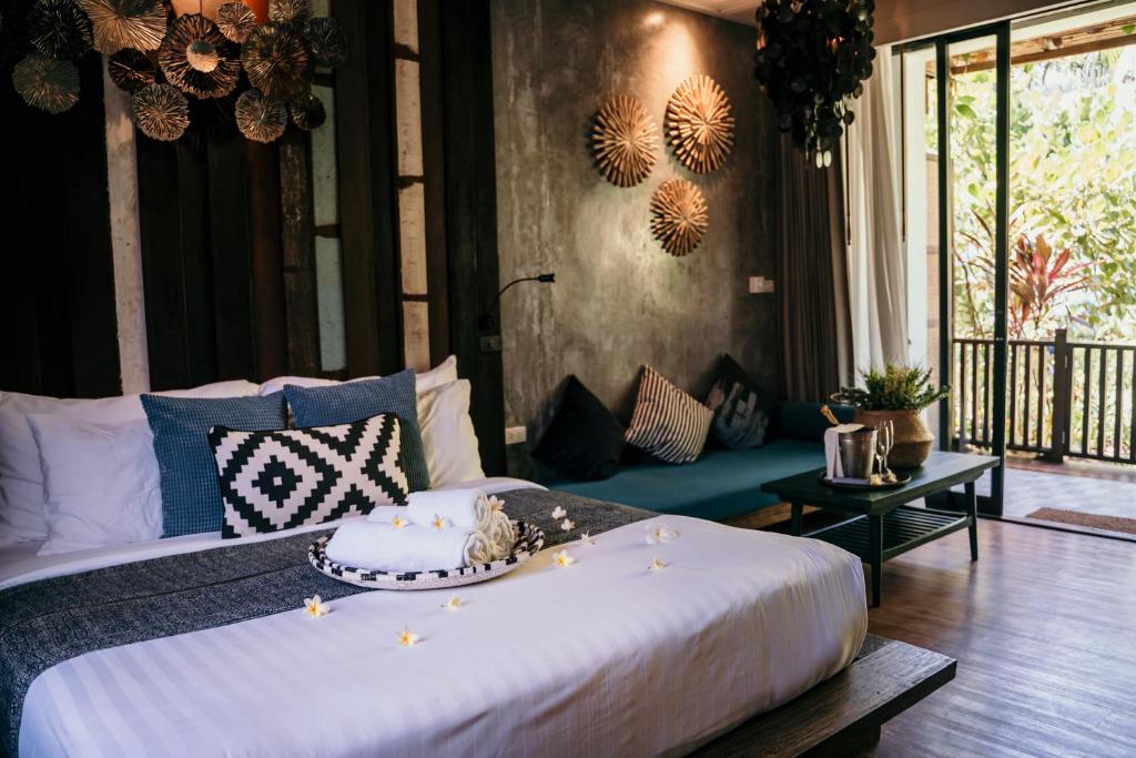 Sand in My Shoes Beach Loft - 10