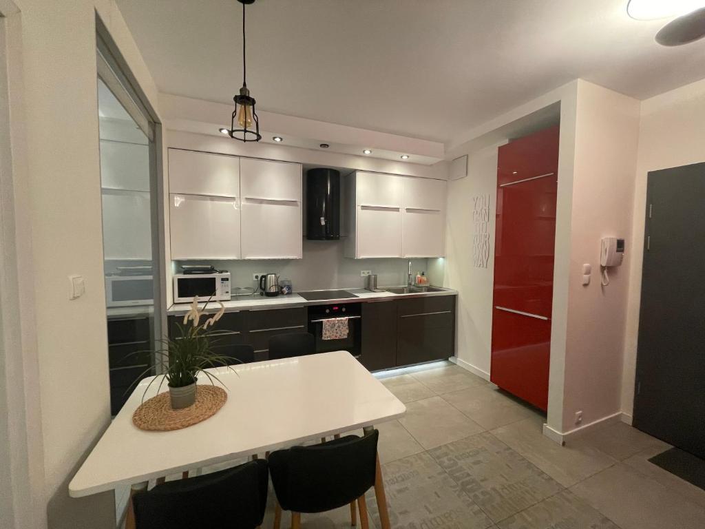 Boznicza Modern Apartment, self check-in 24h, free parking - 12