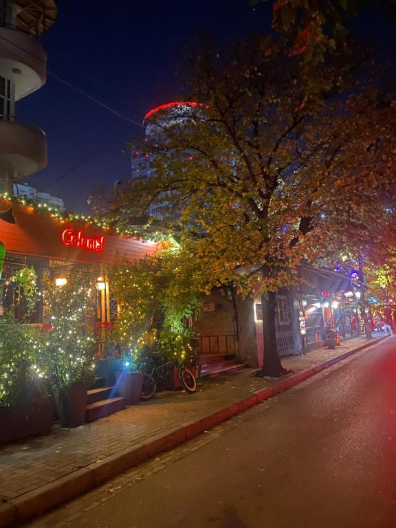 Near Me Apartments - Imazhi 5