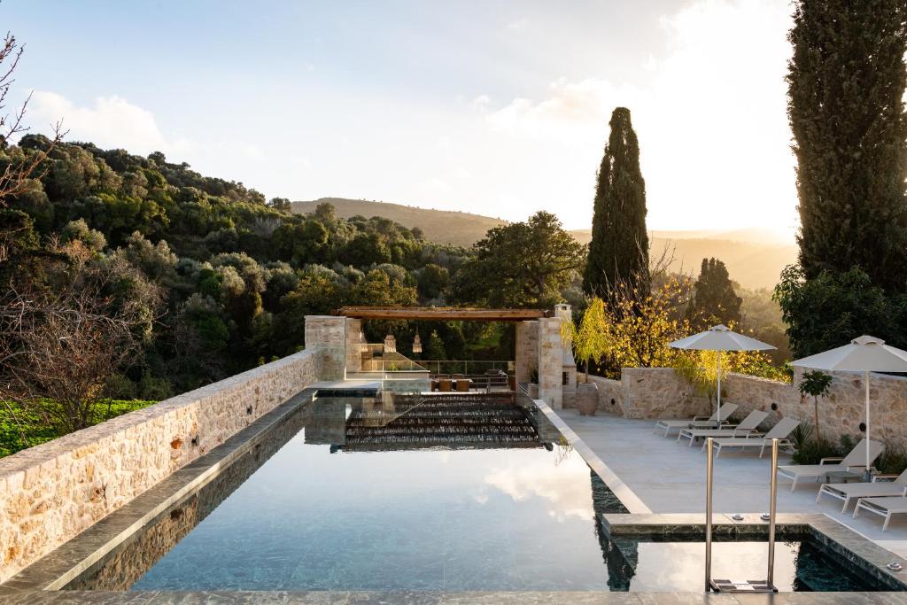 Spartacus Villa, a Countryside Bohemian Retreat, By ThinkVilla, Mési ...