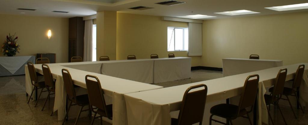 Tropical Barra Hotel