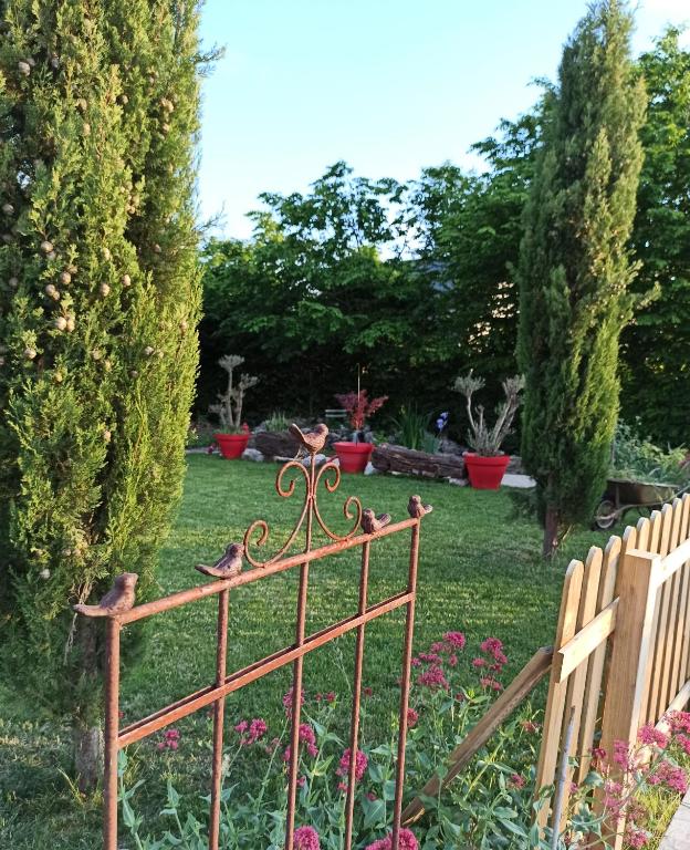 Zahrada ubytování LE BONHEUR DES HÔTES