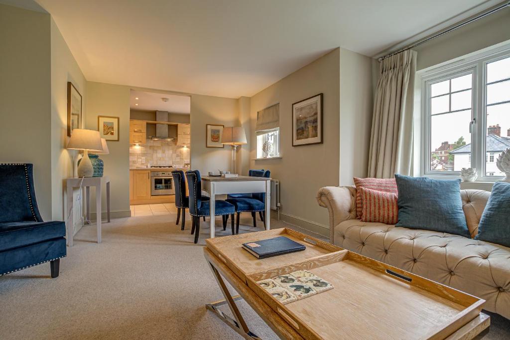 The Vanbrugh Suites - Superior Apartment