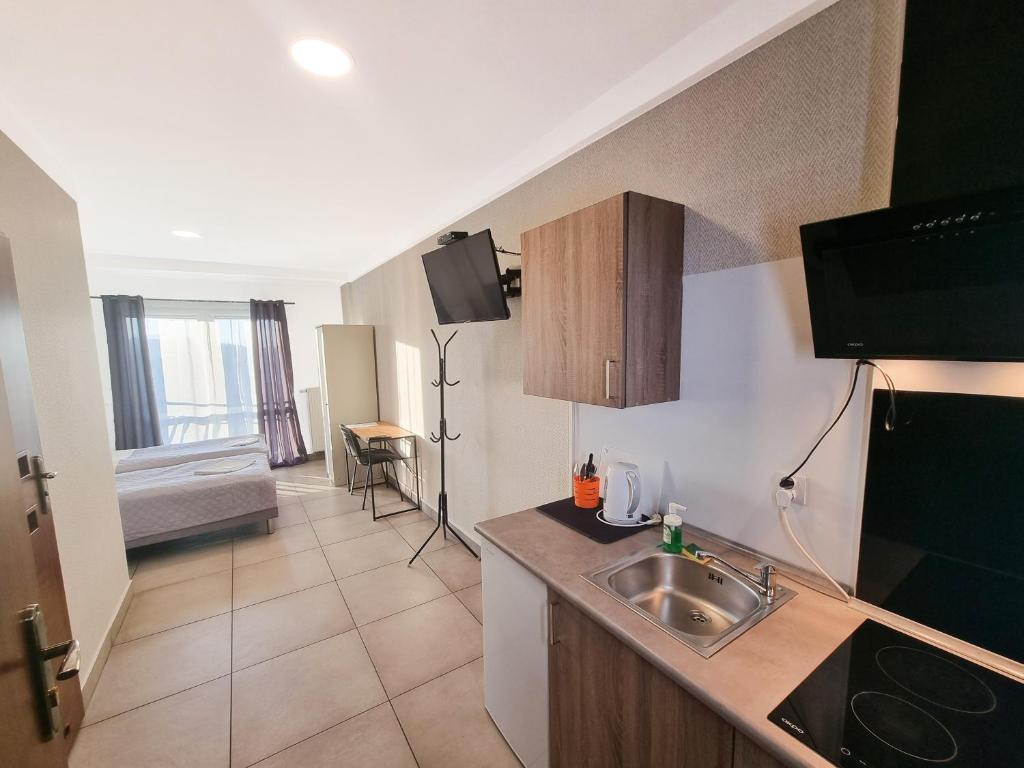 Orange Tree Hotel - Habitación Triple Estándar