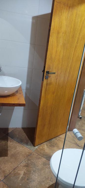 Koupelna v ubytování Chale com hidromassagem da Vick