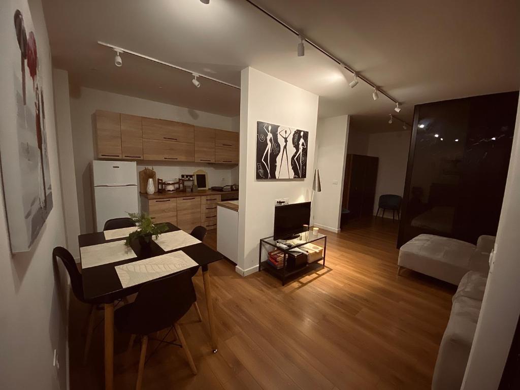 Amma's Apartment in Tirana!