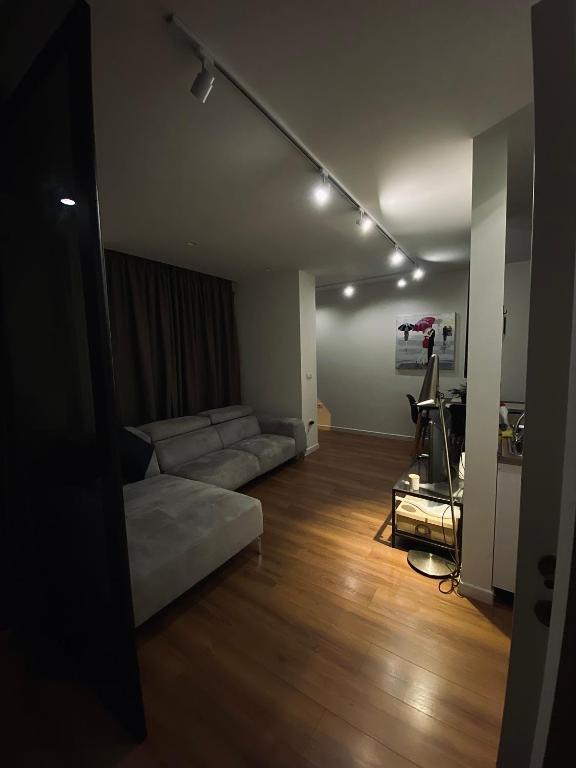 Amma's Apartment in Tirana! - Imazhi 9