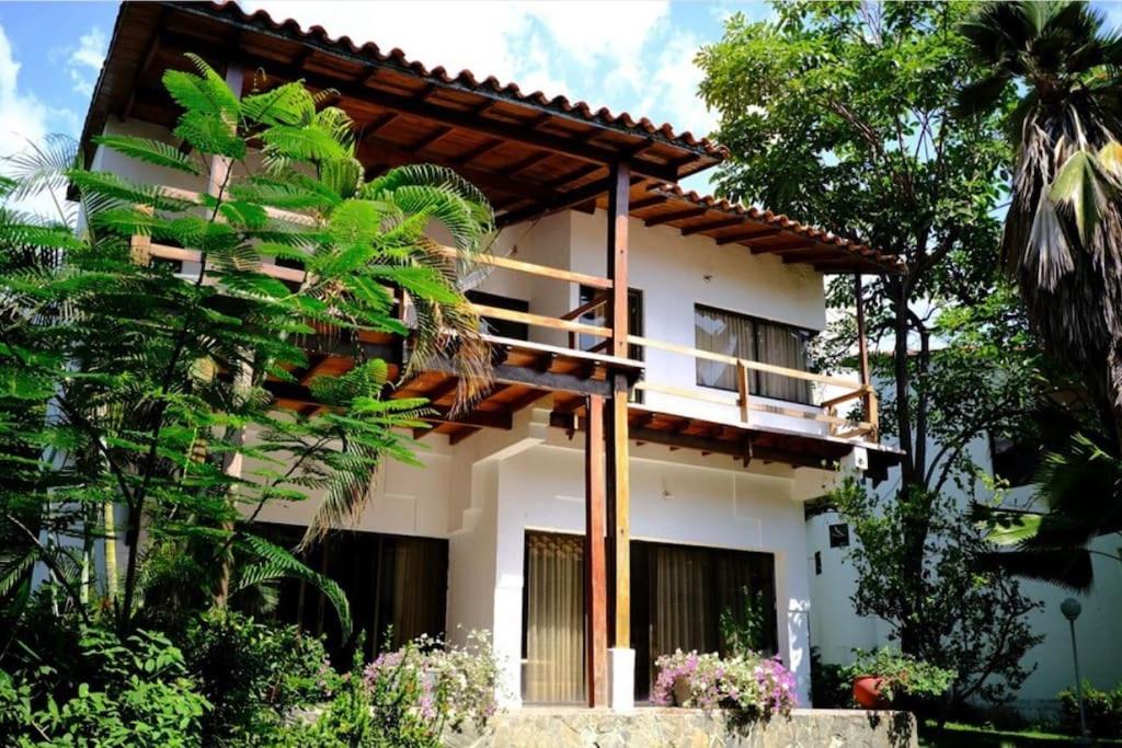 Beachfront house in Santa Marta, Ciénaga (preços atualizados para 2024)