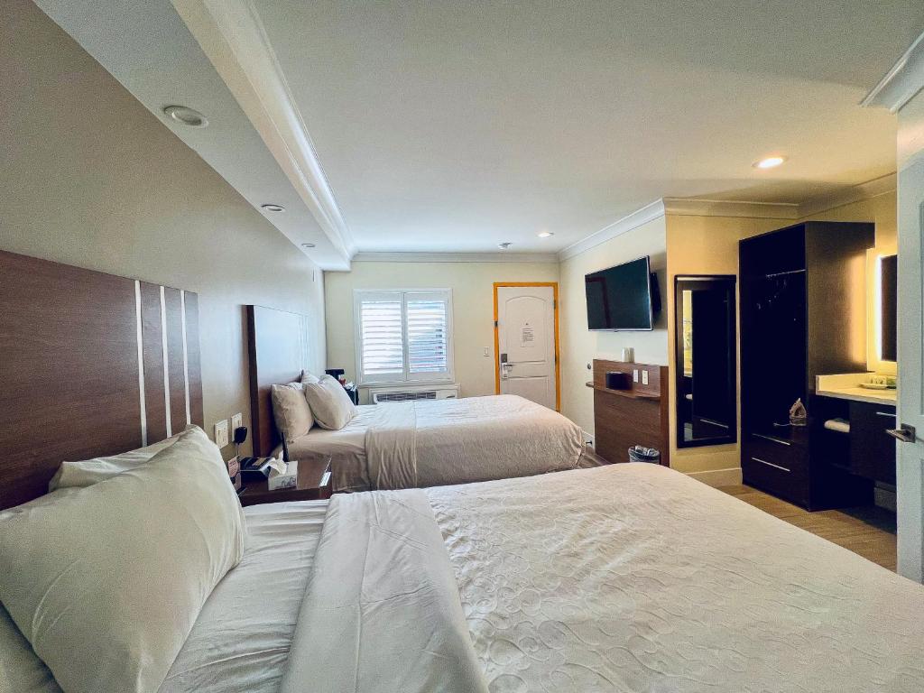 Greenwich Inn photo