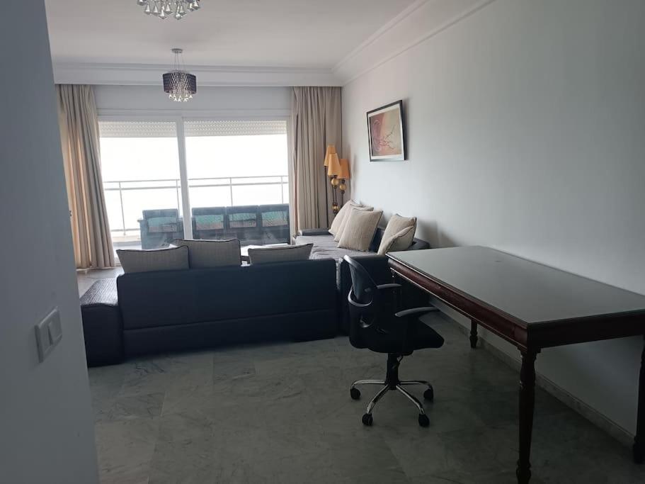 Fotografie z fotogalerie ubytování Appartement avec une superbe vue mer v destinaci Sousse