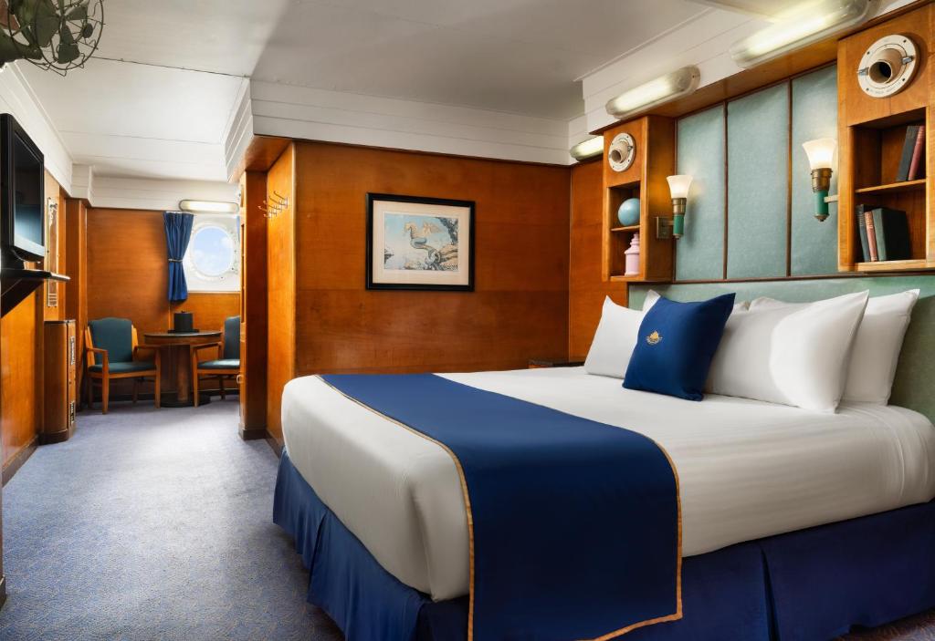 The Queen Mary - Harbour View Deluxe King