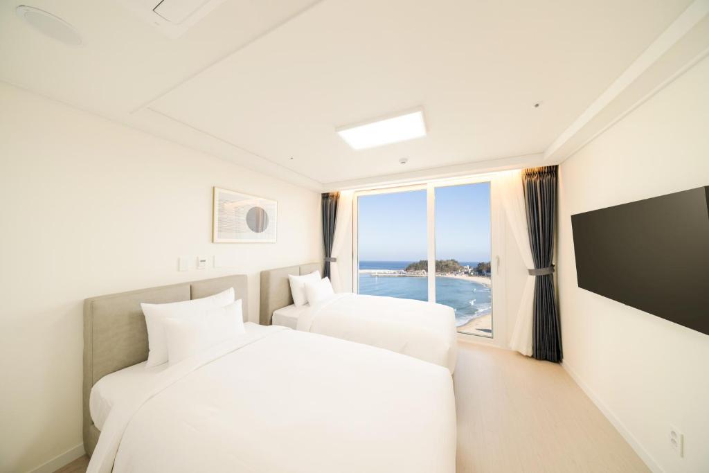 Surf Resort JD Yangyang - Twin Room With Sea View