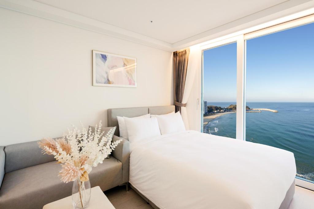 Surf Resort JD Yangyang - Family Double Room