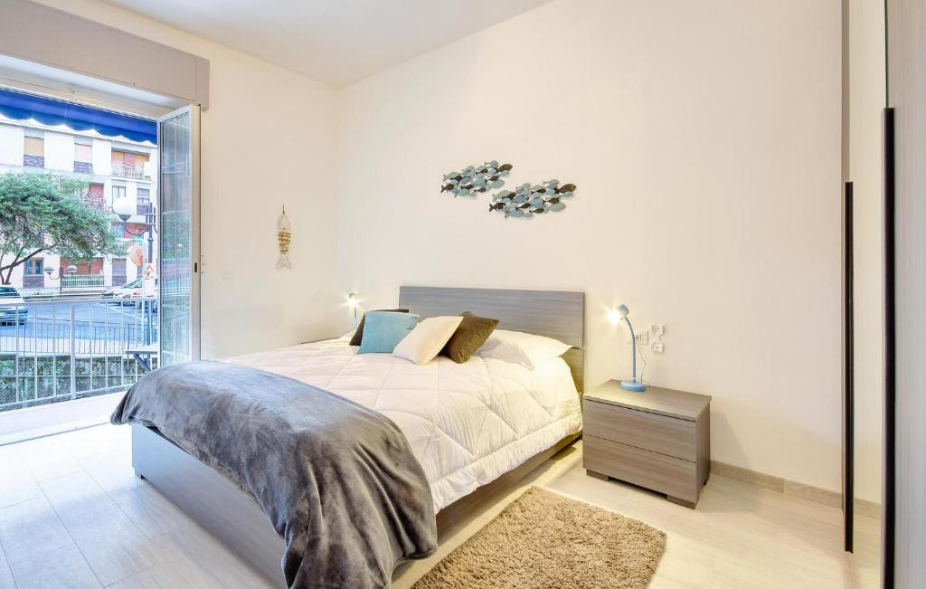 Posteľ alebo postele v izbe v ubytovaní 1 Bedroom Stunning Apartment In Recco