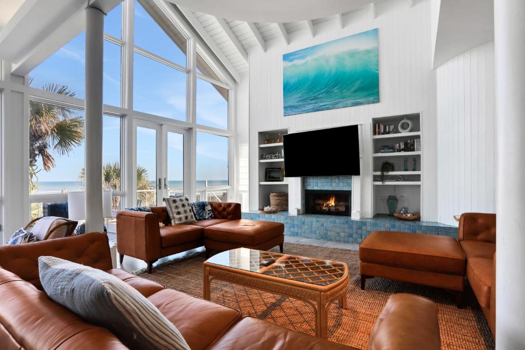 Beachfront Alchemy, New Smyrna Beach (updated prices 2024)