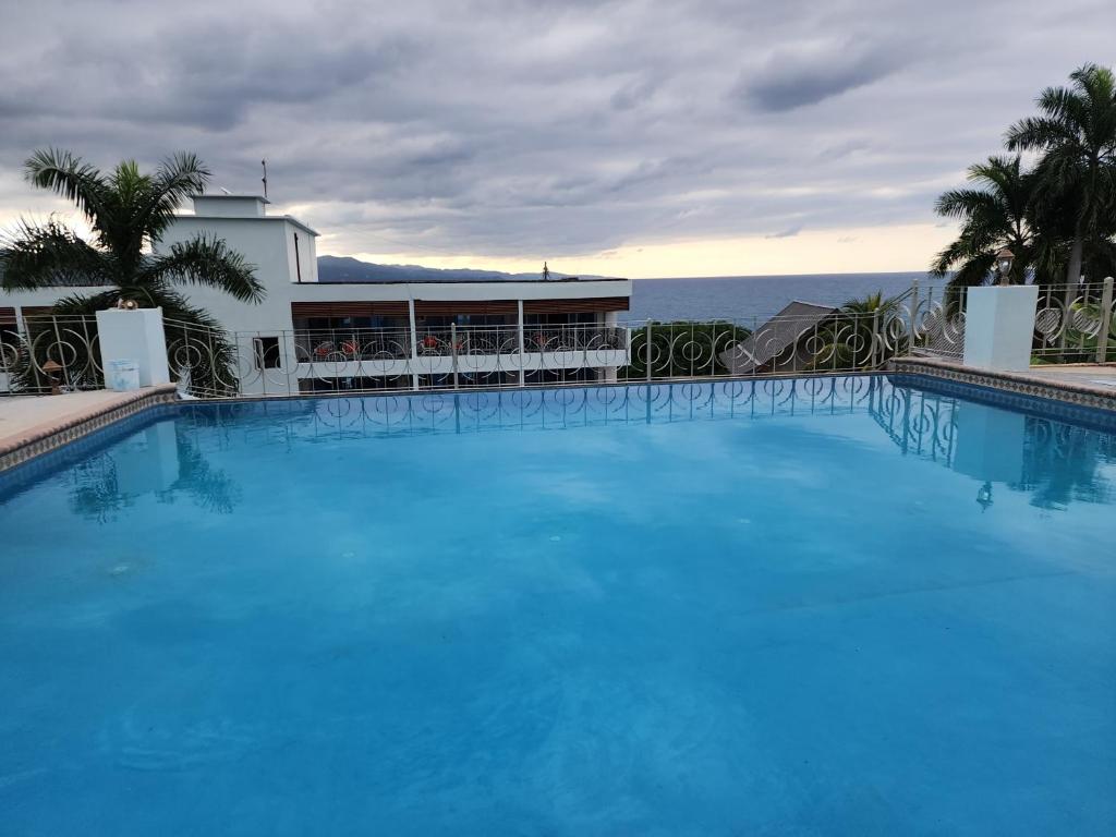 Bazén v ubytování Hotel 39 Jamaica nebo v jeho okolí