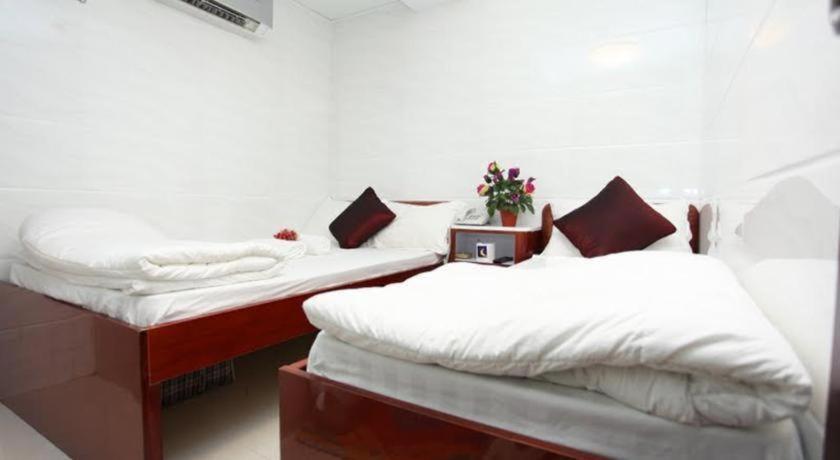 Postel nebo postele na pokoji v ubytování New Fortunate Guest House A1