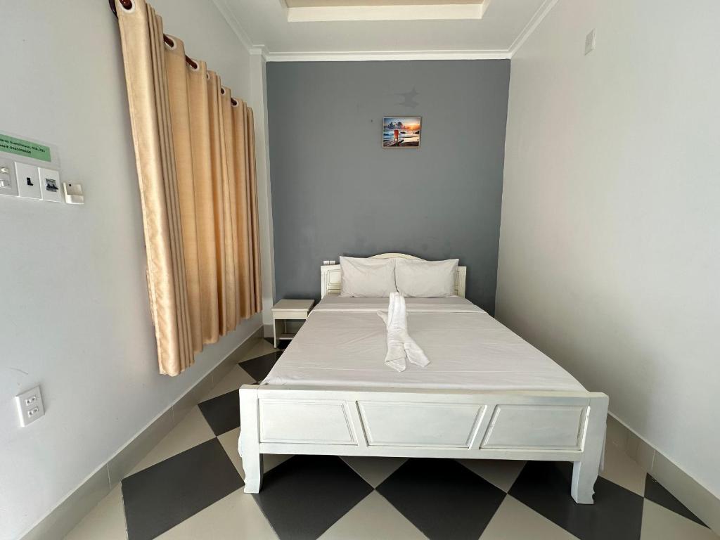 Pharos Guesthouse - Doppelzimmer Mit Poolblick