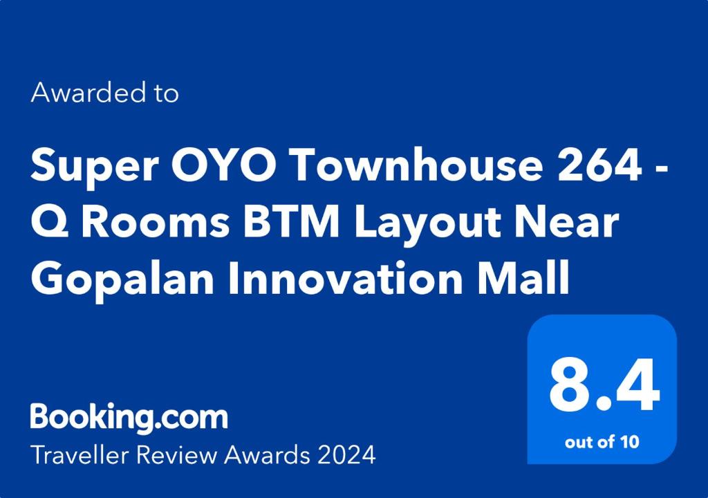 uma imagem de um ecrã de telefone com as palavras super oo wow tumouring em Hotel Q Rooms BTM Layout Near Gopalan Innovation Mall em Bangalore