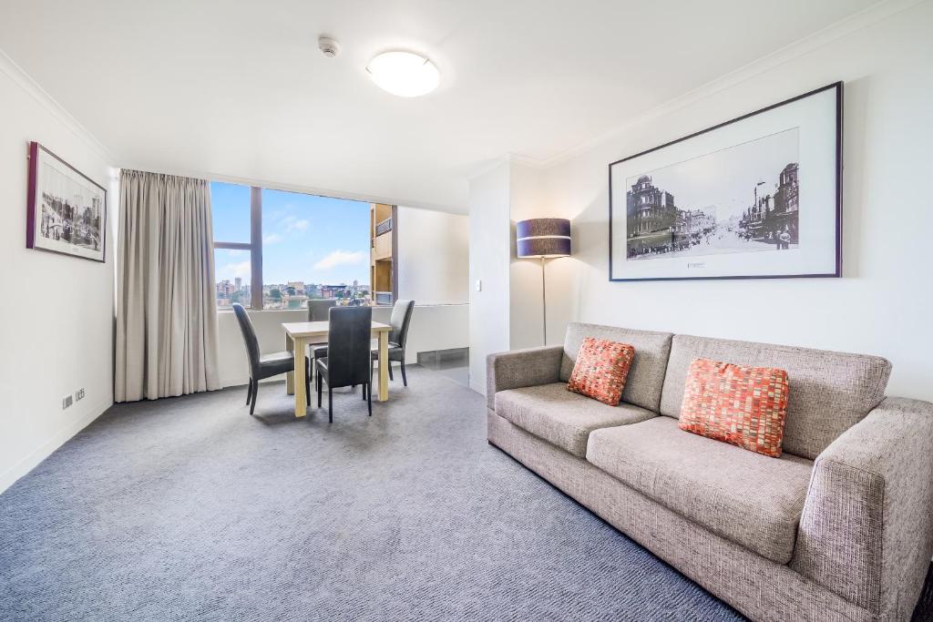 Oaks Sydney Hyde Park Suites - Resim 37