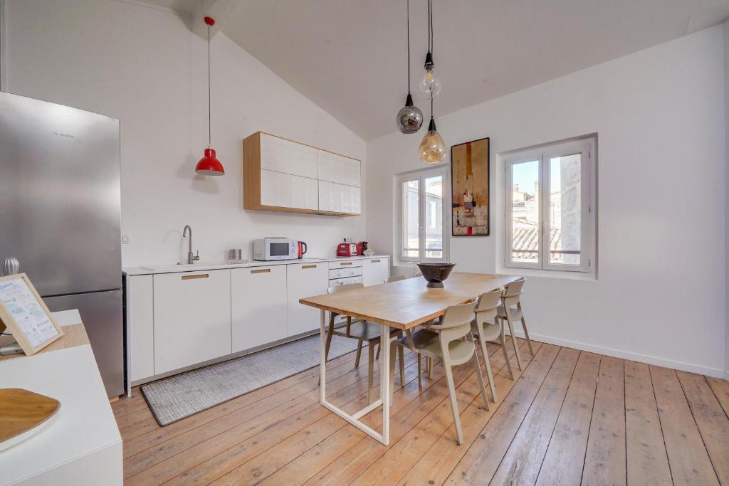 A cozinha ou cozinha compacta de Le Particulier - Centre ville de Bordeaux