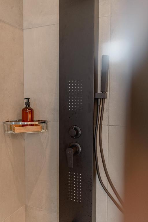 Koupelna v ubytování Zama Suites