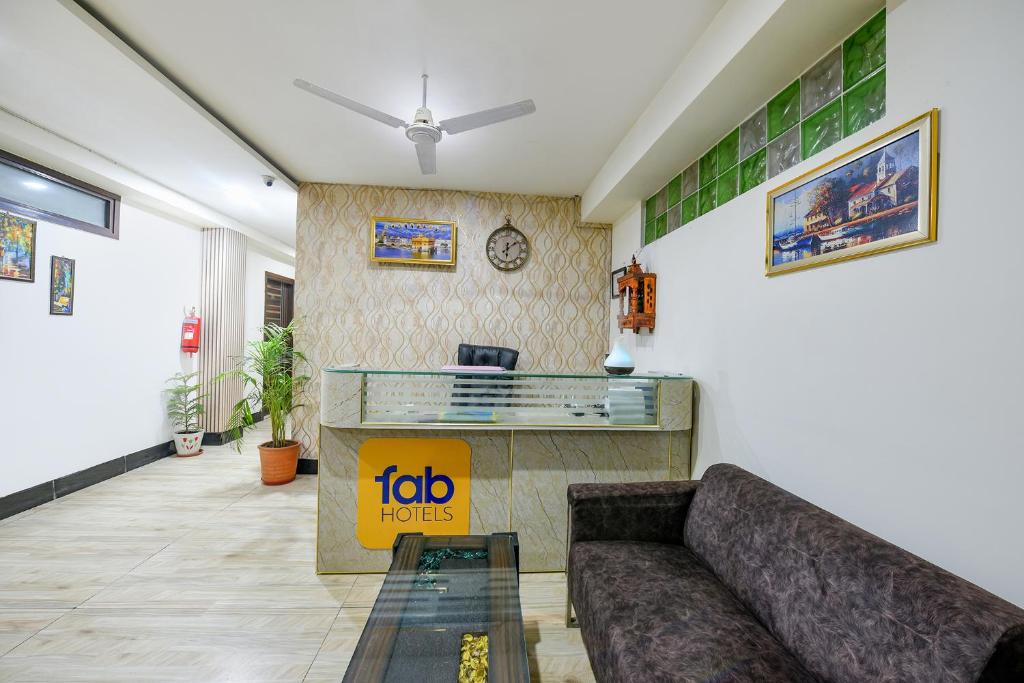 Posezení v ubytování FabHotel Ess Pee Grand