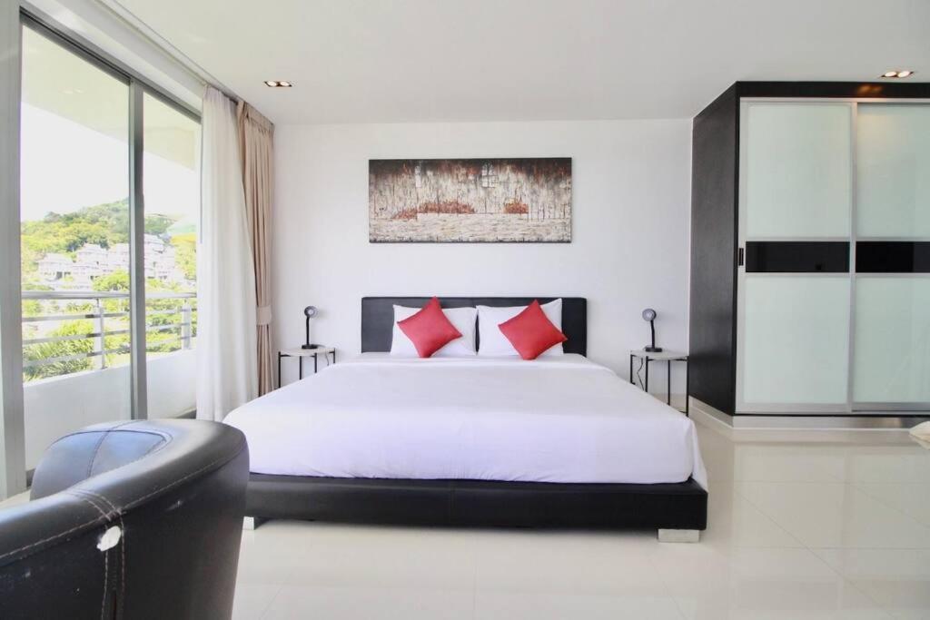 Luxury River View Penthouse Duplex with Rooftop Terrace, Spa & Gym ...